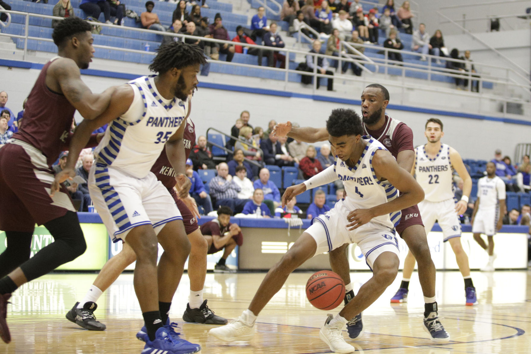 GALLERY-EIU-v-EKU-mbb-018-020720.JPG